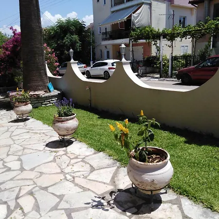 George House Apartament *
