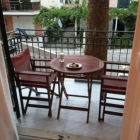 Apartment George House